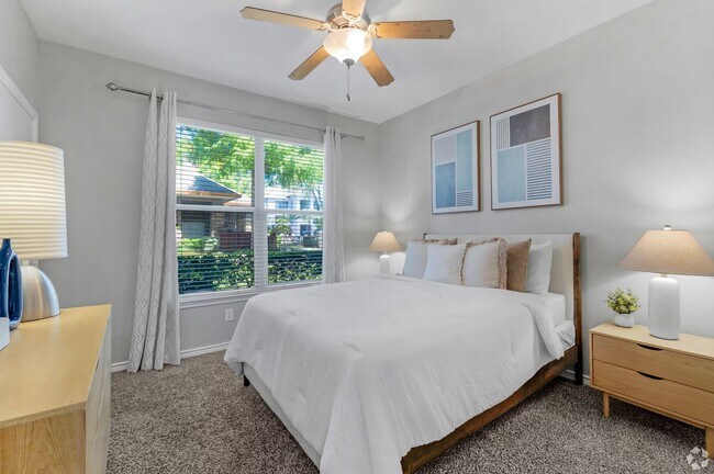 Building Photo - Stylish 2-Bed Home | Prime Location!