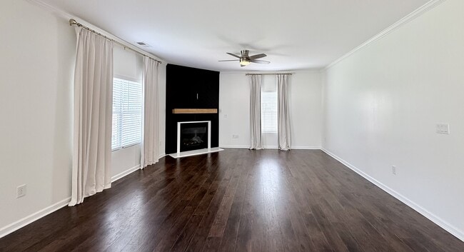 Building Photo - 4604 Miller Dr