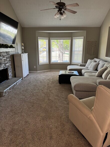 Building Photo - 4056 Lenox Park Dr
