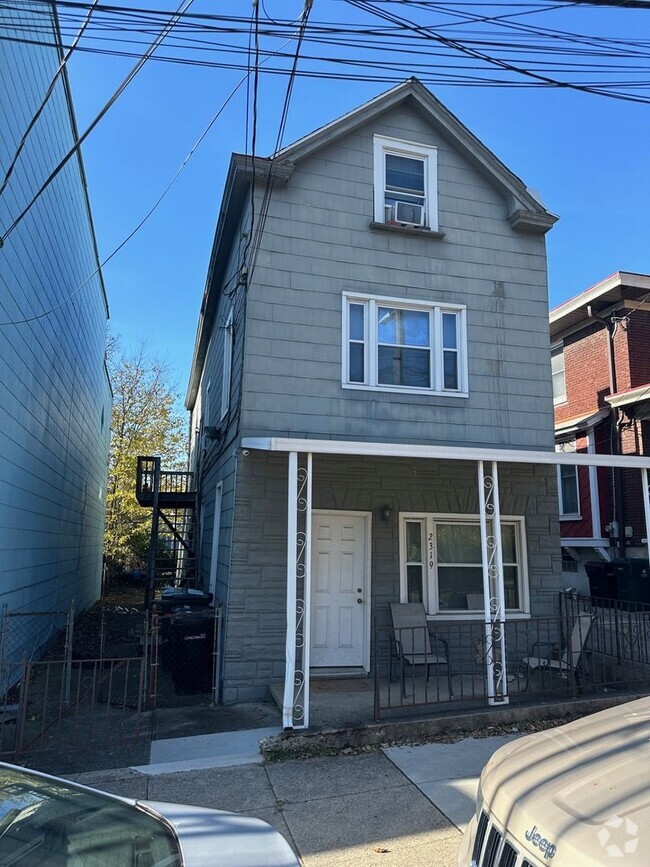 Building Photo - 2319 Chickasaw St