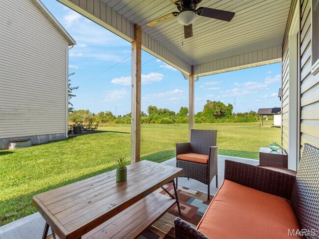 Building Photo - 3713 Justine Drive