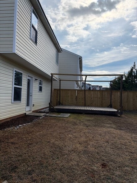 Building Photo - 26 Jones Creek Cir