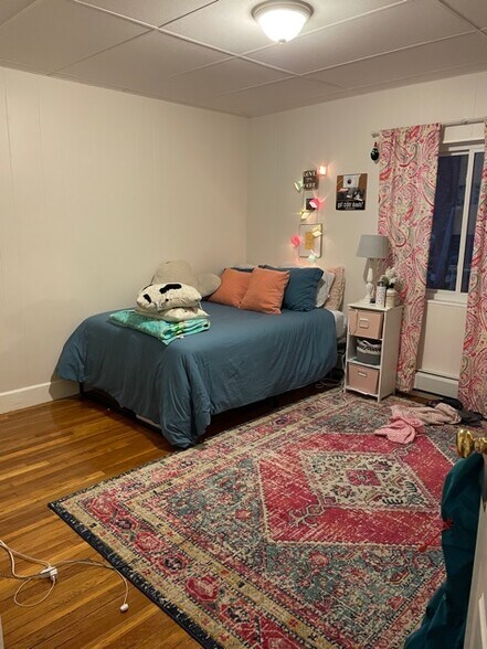 Building Photo - 42 Orchard Rd