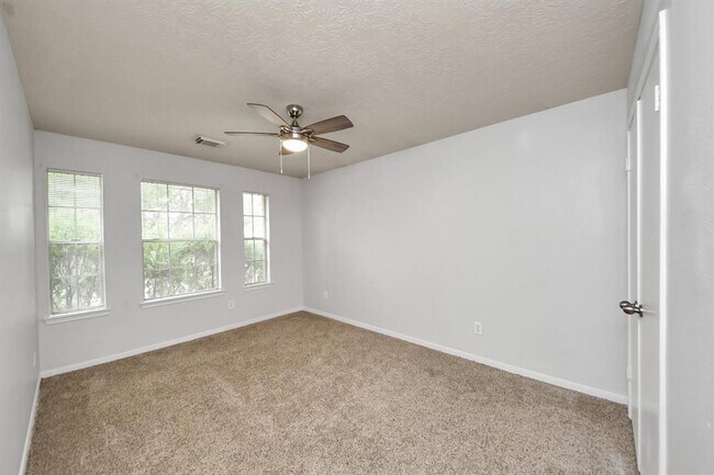 Building Photo - 4310 Lucas Trace Ct