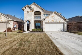 Building Photo - 5901 Scenic Lake Dr