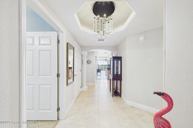 Building Photo - 807 Mystic Dr