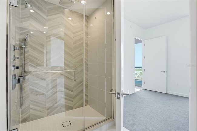 Building Photo - 400 Central Ave