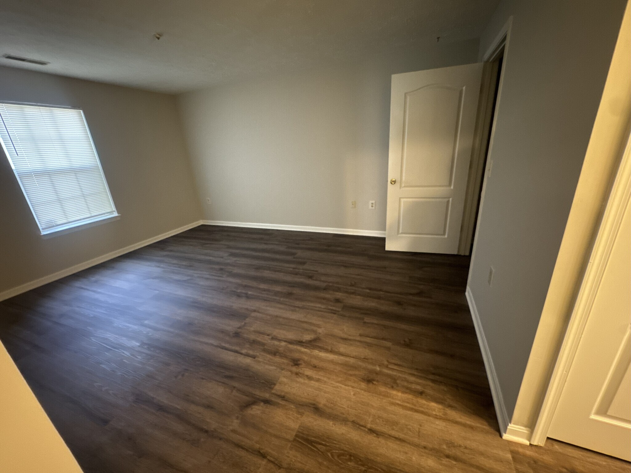 Building Photo - 4607 Deepwood Ct
