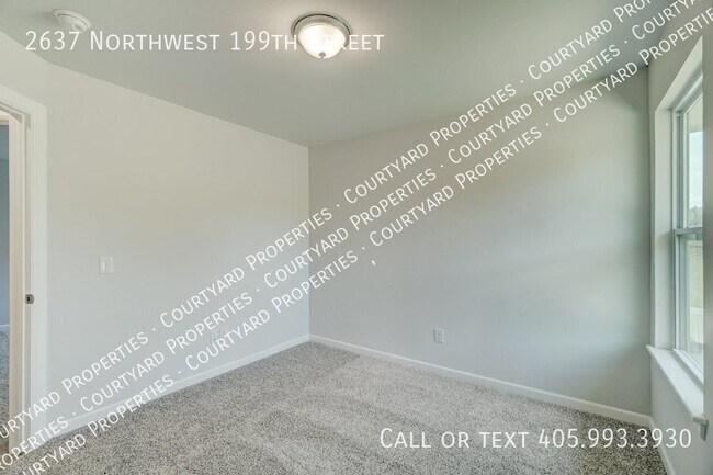 Building Photo - 2637 NW 199th St