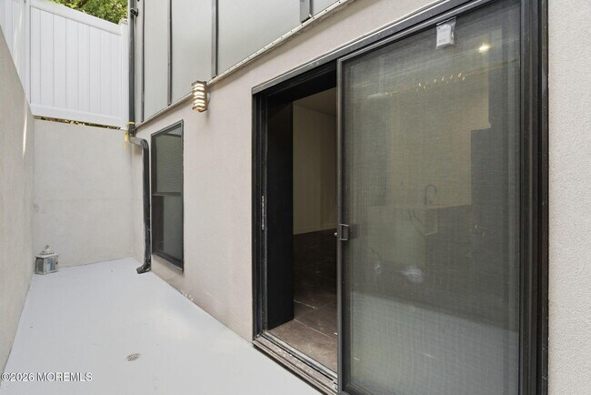 Building Photo - 9 Minerva St