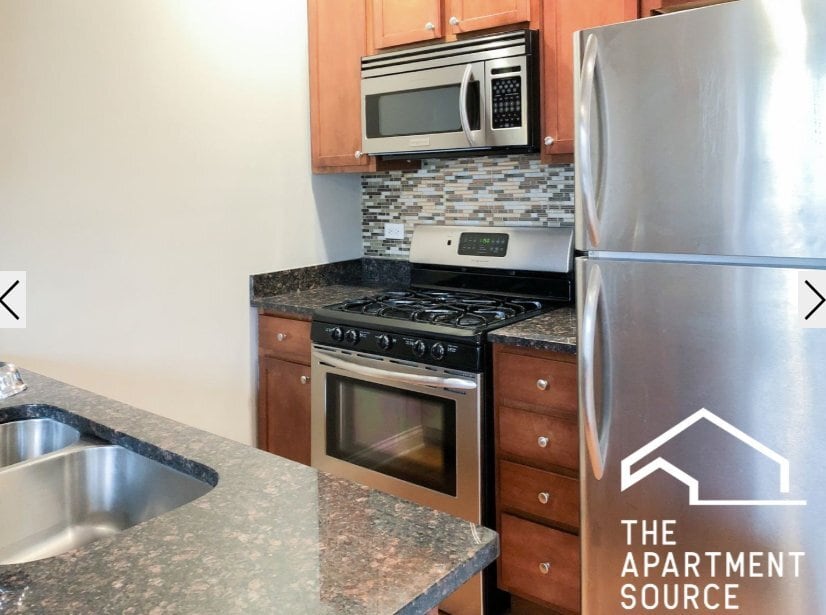 Building Photo - 1636 W Grace St