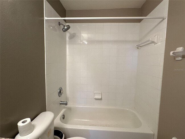 Building Photo - 30747 Burleigh Dr