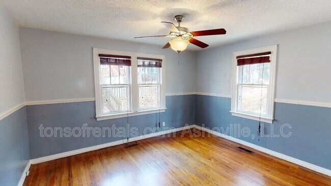 Building Photo - 170 Birch Ln