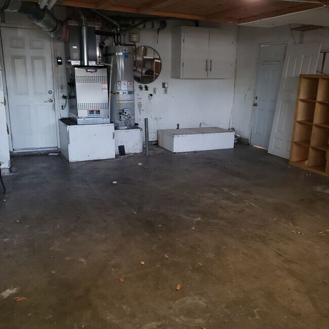 Building Photo - 12522 Heartleaf St