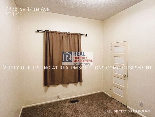 Building Photo - 7226 SE 14th Ave