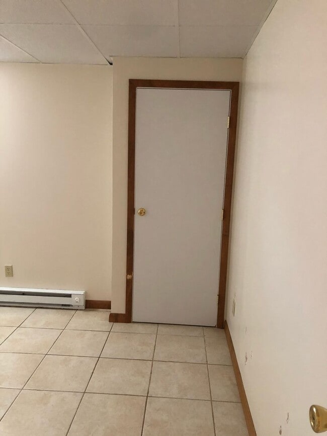 Building Photo - 2106 Old 220 Rd