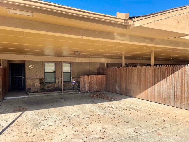 Primary Photo - 8005 NW 7th Pl