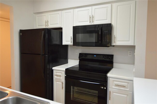 Building Photo - 8649 Fancy Finch Dr