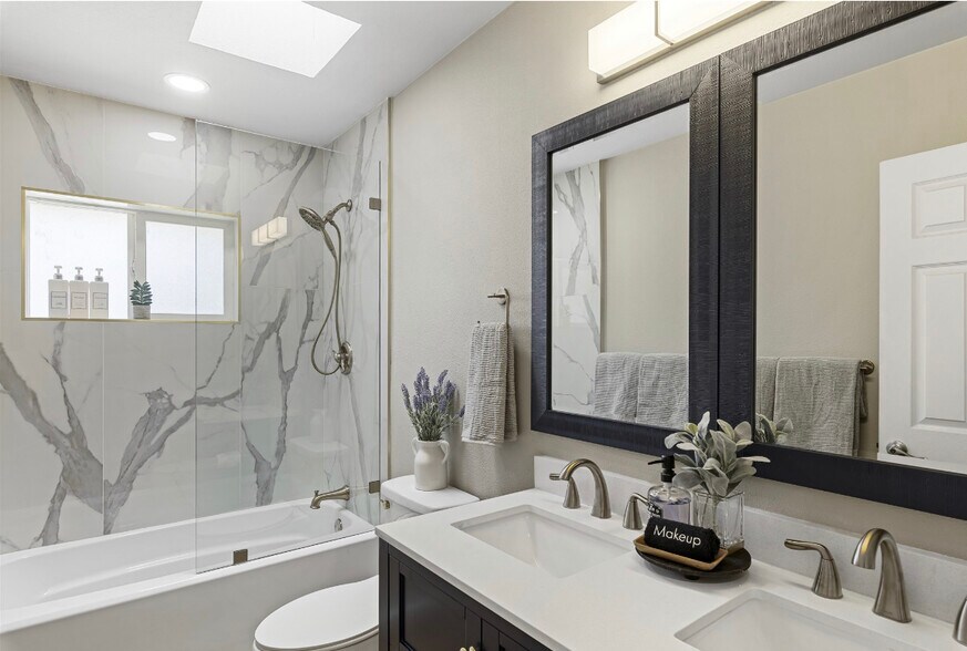 Building Photo - 4825 N 82nd St