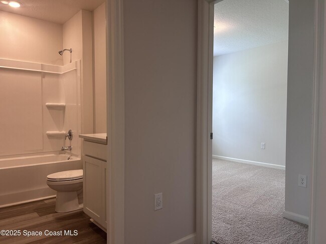 Building Photo - 2398 Angel Rd