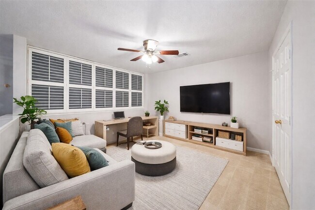 Building Photo - 2351 Summit Way Ct