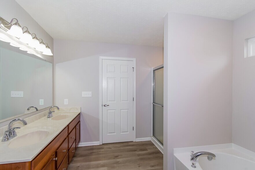 Building Photo - 7529 Pipestone Dr