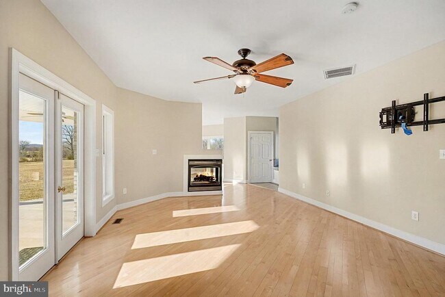 Building Photo - 24072 Zachary Taylor Hwy