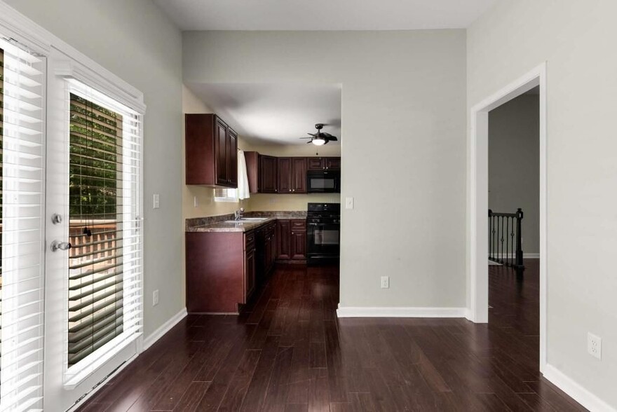 Building Photo - 1741 Branch View Dr