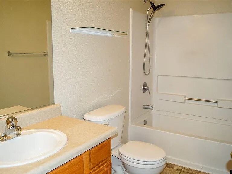 Building Photo - 10950 Darlington Oak Ct