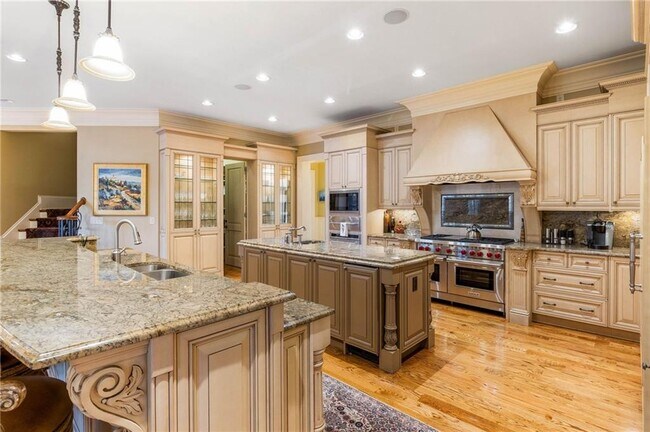 Building Photo - 4000 Heatherwood Way
