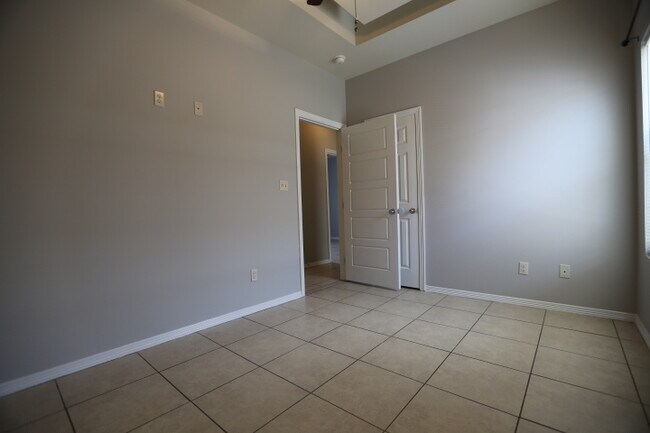 Building Photo - 4618 N Ebony St