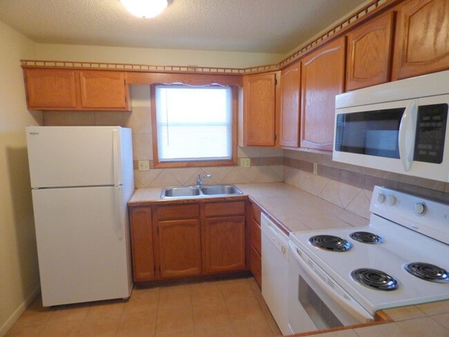 Building Photo - 6102 Guild Dr