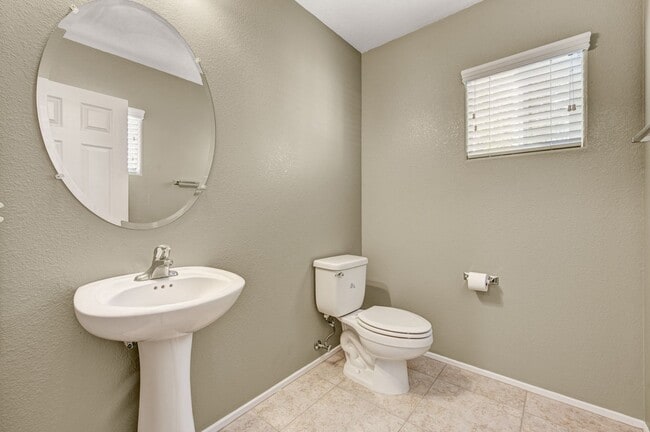 Building Photo - 4 Bedroom Near Spring Valley— Your Next Chapter Starts Here!