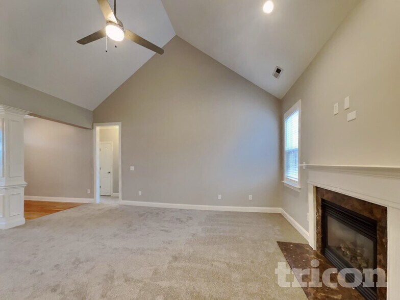 Building Photo - 2905 Walbrook Terrace