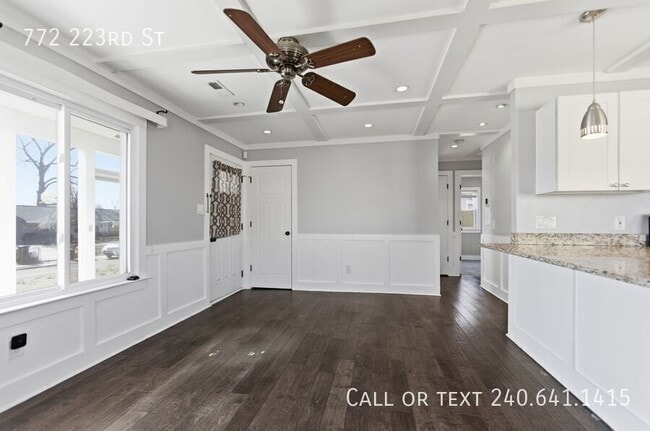 Building Photo - 772 223rd St