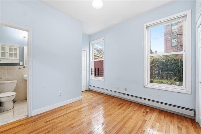 Building Photo - 155a Sherman Ave