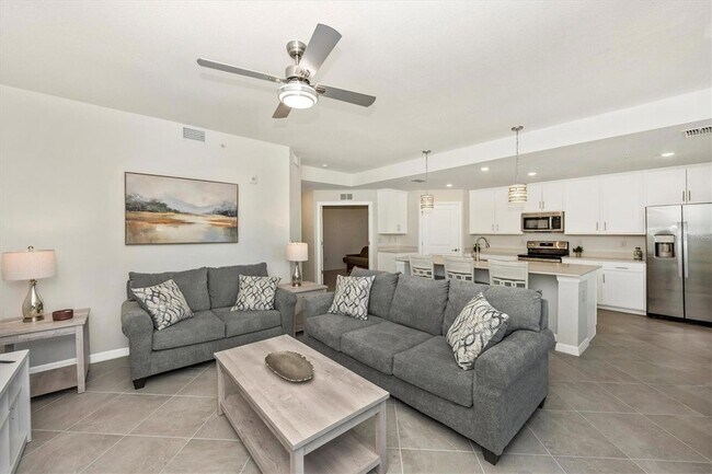 Building Photo - 12550 Galapagos Ct