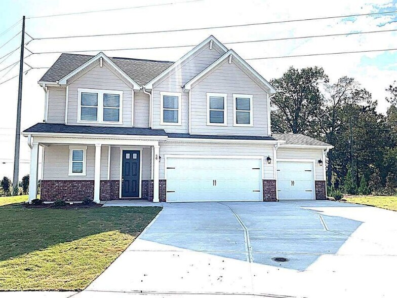 Primary Photo - 50 Pointe Dr