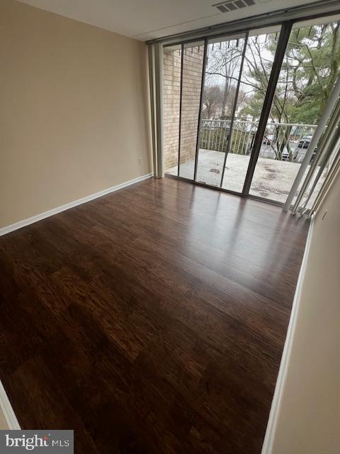 Building Photo - 401 Cooper Landing Rd