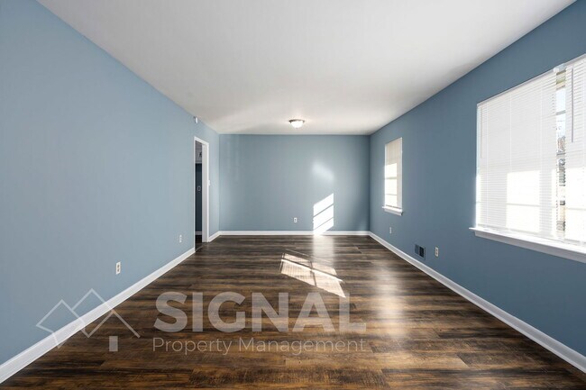 Building Photo - 1228 Huffman Rd