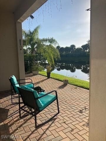 Building Photo - 5563 Useppa Dr