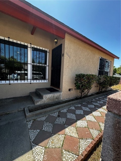 Building Photo - 3040 Seminole Ave
