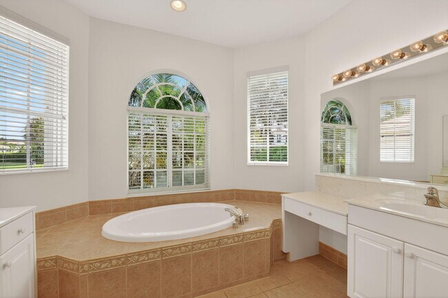 Building Photo - 11582 Windsor Bay Pl