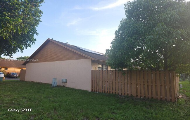 Building Photo - 6743 NW 192nd Ln