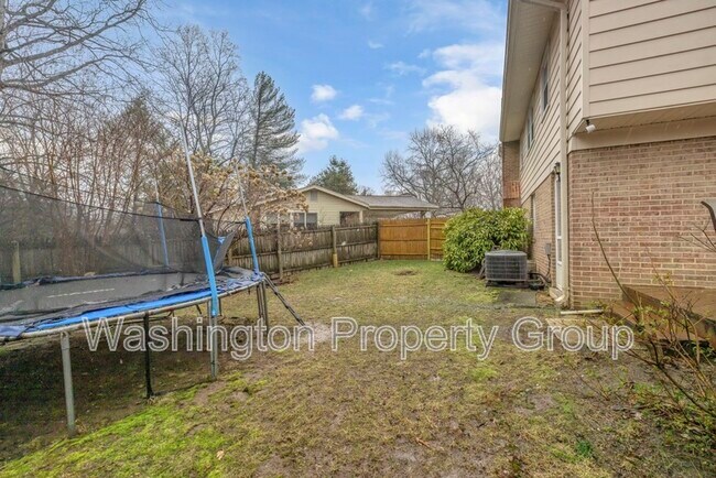 Building Photo - 4702 Declaration Ct