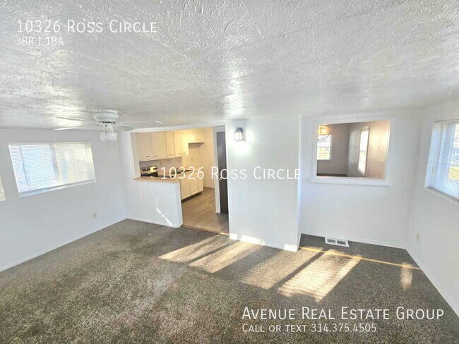 Building Photo - 10326 Ross Cir