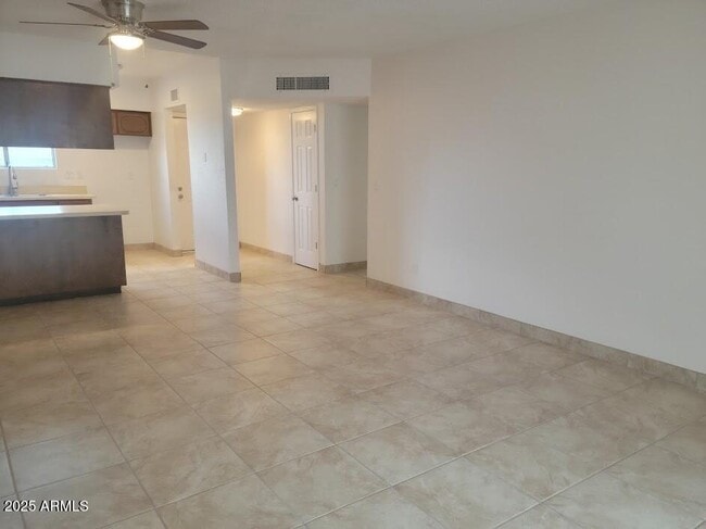 Building Photo - 4440 Buena Loma Way