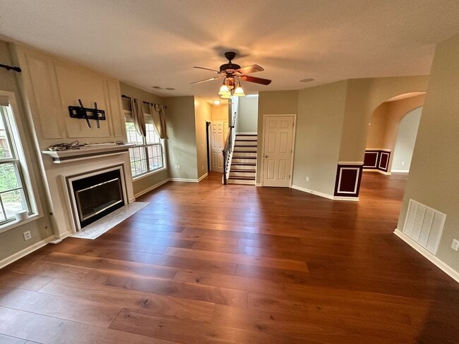 Building Photo - COMING SOON! Spacious 4-Bedroom Home in the Heart of Masterson Station