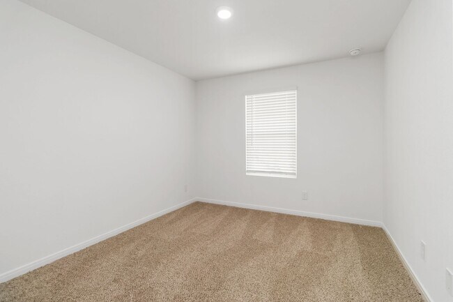 Building Photo - 2 Weeks Free! Brand New 4BR Home | Primary Suite Downstairs & Private Yard