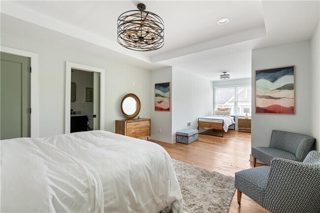 Building Photo - 1393 Glenwood Ave SE